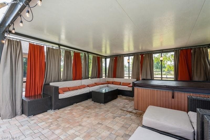 6670 Pangola RD, FORT MYERS FL 33905-26