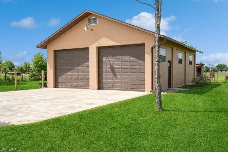 6670 Pangola RD, FORT MYERS FL 33905-32
