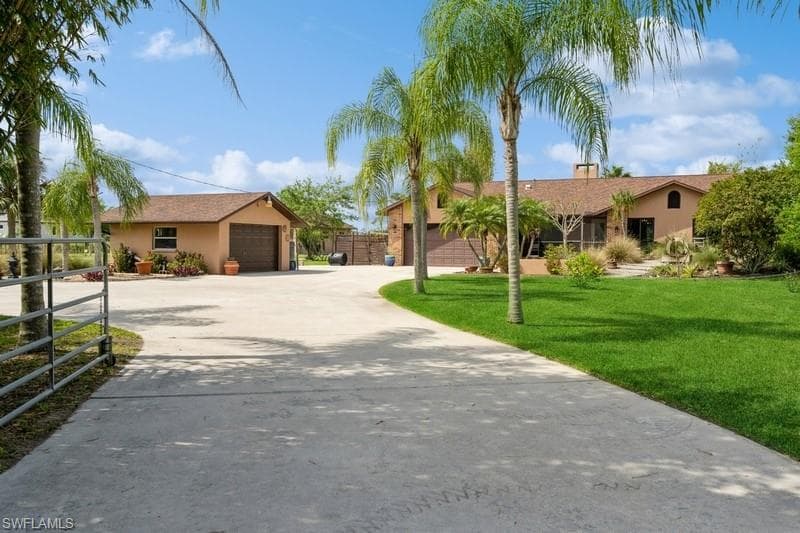 6670 Pangola RD, FORT MYERS FL 33905-38