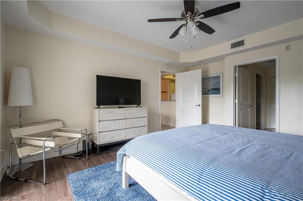 1100 Pine Ridge RD # A304, NAPLES FL 34108-6