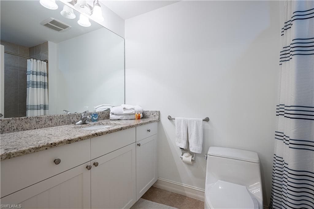 1100 Pine Ridge RD # A304, NAPLES FL 34108-10