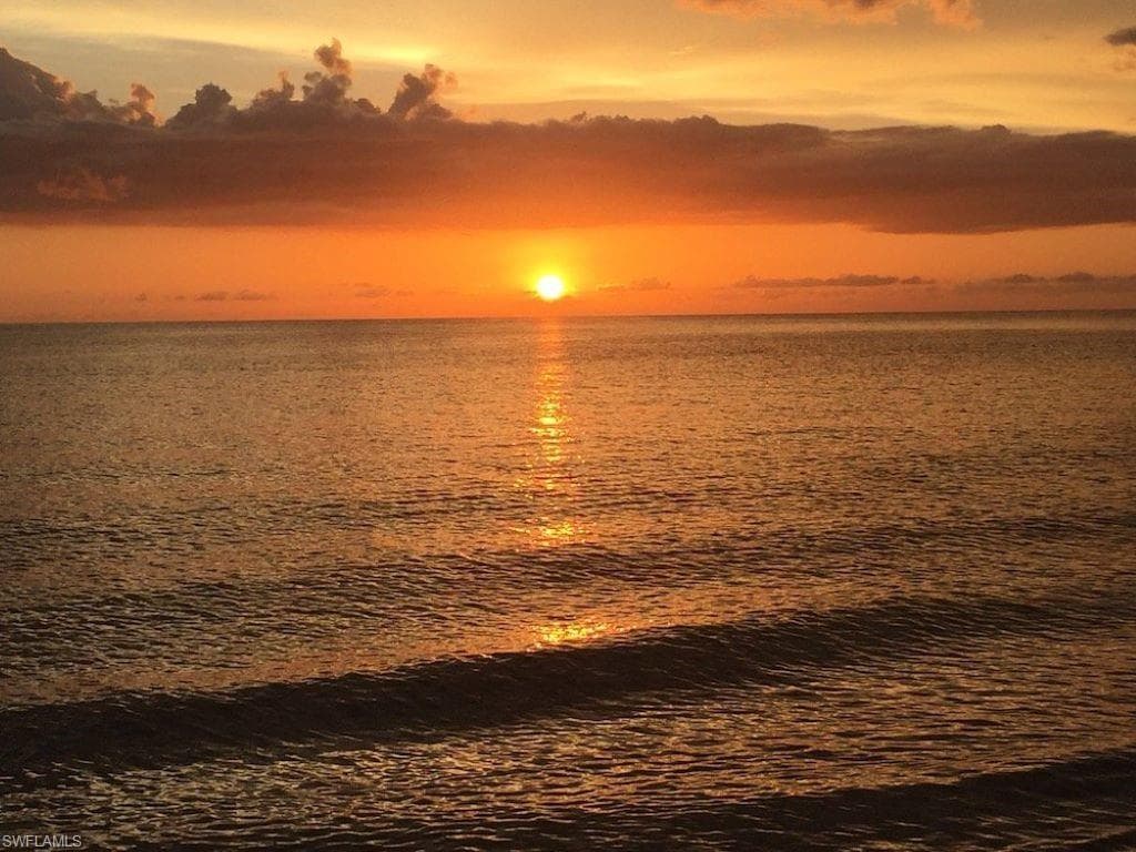 2032 Cambridge Park DR, NAPLES FL 34109-34