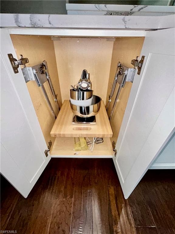 10283 Avonleigh DR, BONITA SPRINGS FL 34135-18