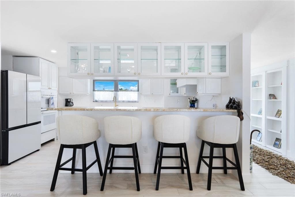 120 ALBATROSS ST, FORT MYERS BEACH FL 33931-7