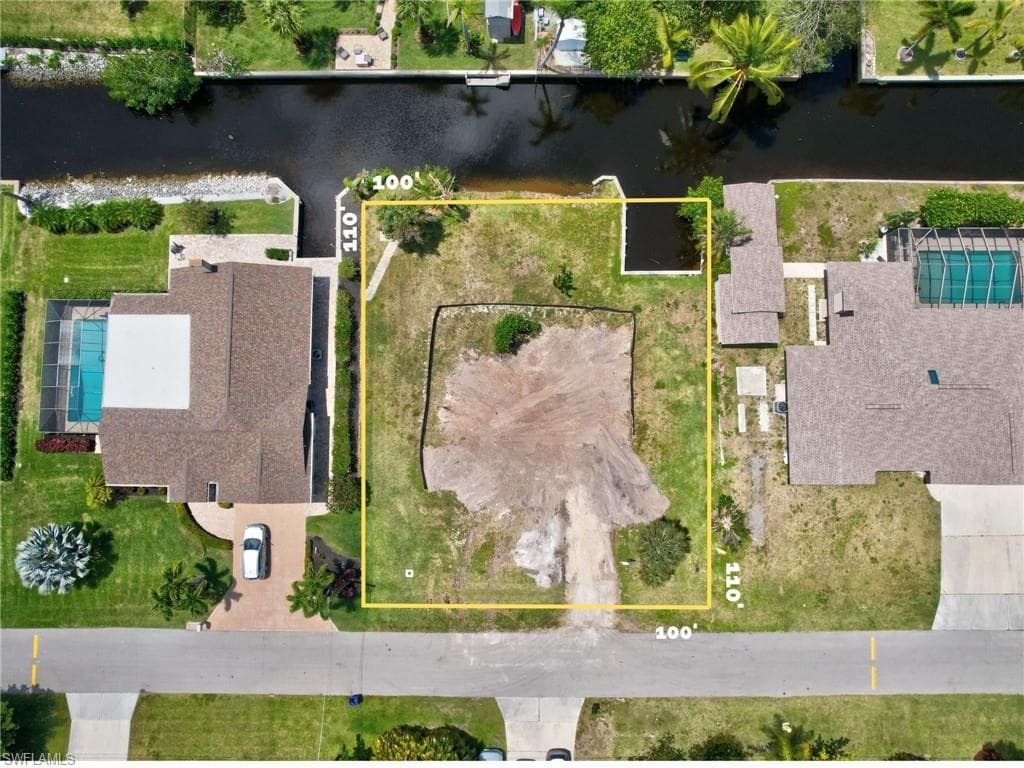 27281 Johnson ST, BONITA SPRINGS FL 34135-2