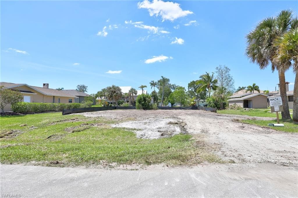 27281 Johnson ST, BONITA SPRINGS FL 34135-8