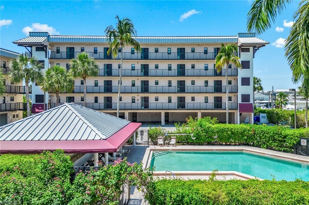 807 River Point DR 105D-22