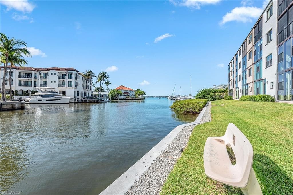 807 River Point DR 105D-31