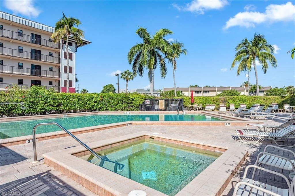 807 River Point DR 105D-27