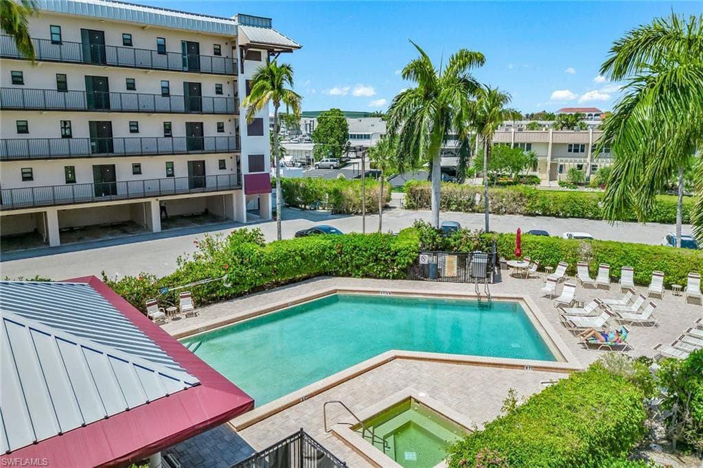 807 River Point DR 105D-23