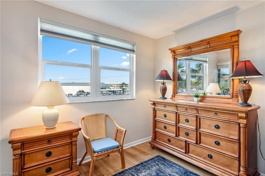 807 River Point DR 105D-9