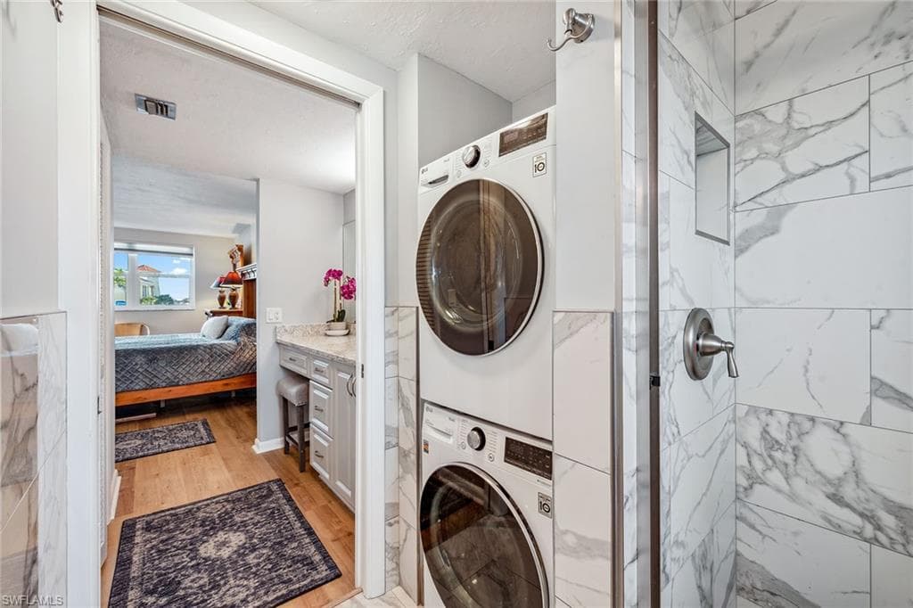 807 River Point DR 105D-13