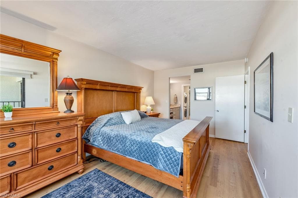 807 River Point DR 105D-10