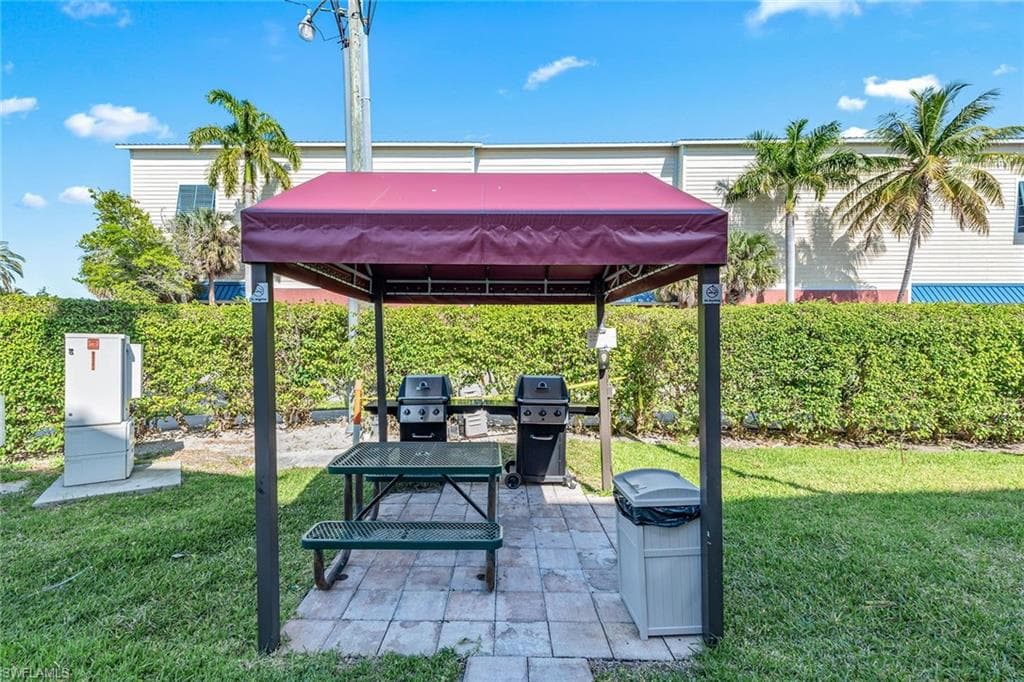 807 River Point DR 105D-28