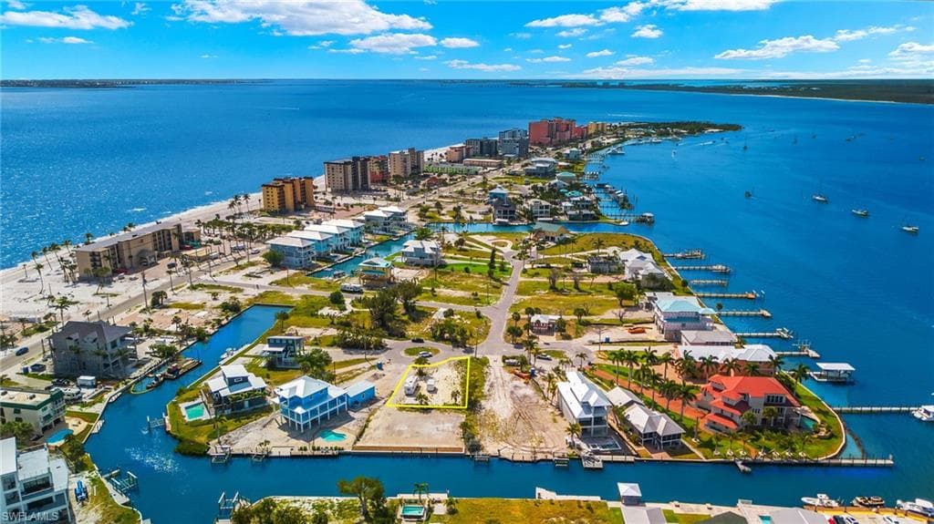 740 Matanzas CT, FORT MYERS BEACH FL 33931-4