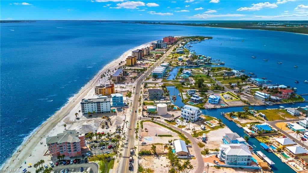 740 Matanzas CT, FORT MYERS BEACH FL 33931-10