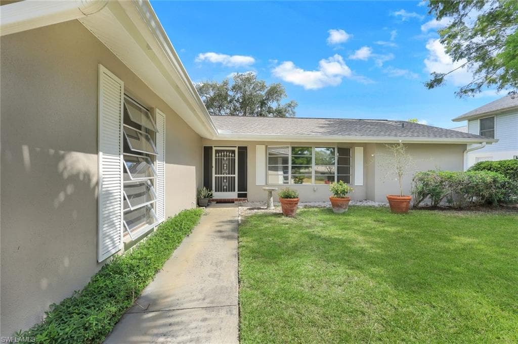 10320 River DR, BONITA SPRINGS FL 34135-1