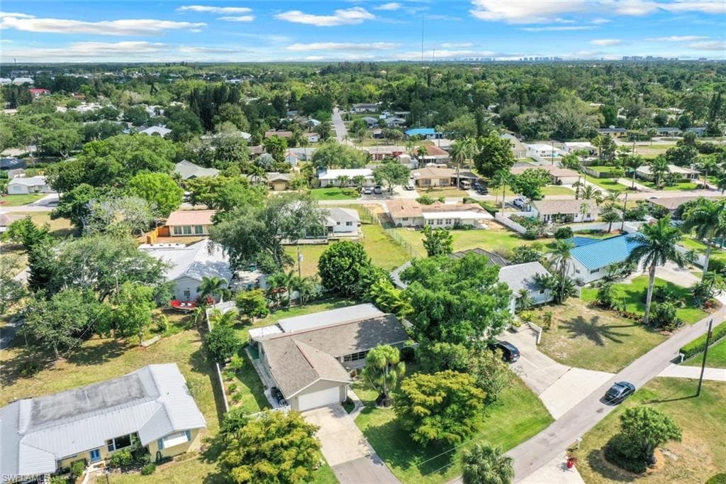 10320 River DR, BONITA SPRINGS FL 34135-32