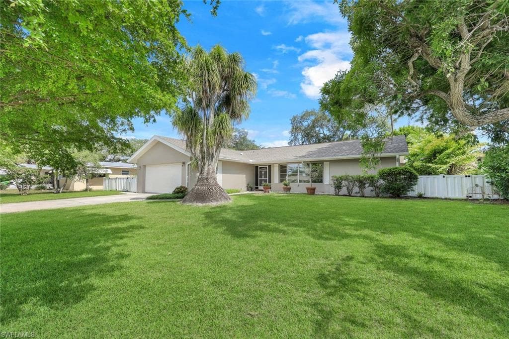 10320 River DR, BONITA SPRINGS FL 34135-30