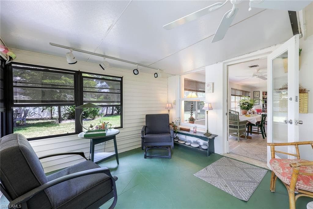 10320 River DR, BONITA SPRINGS FL 34135-24