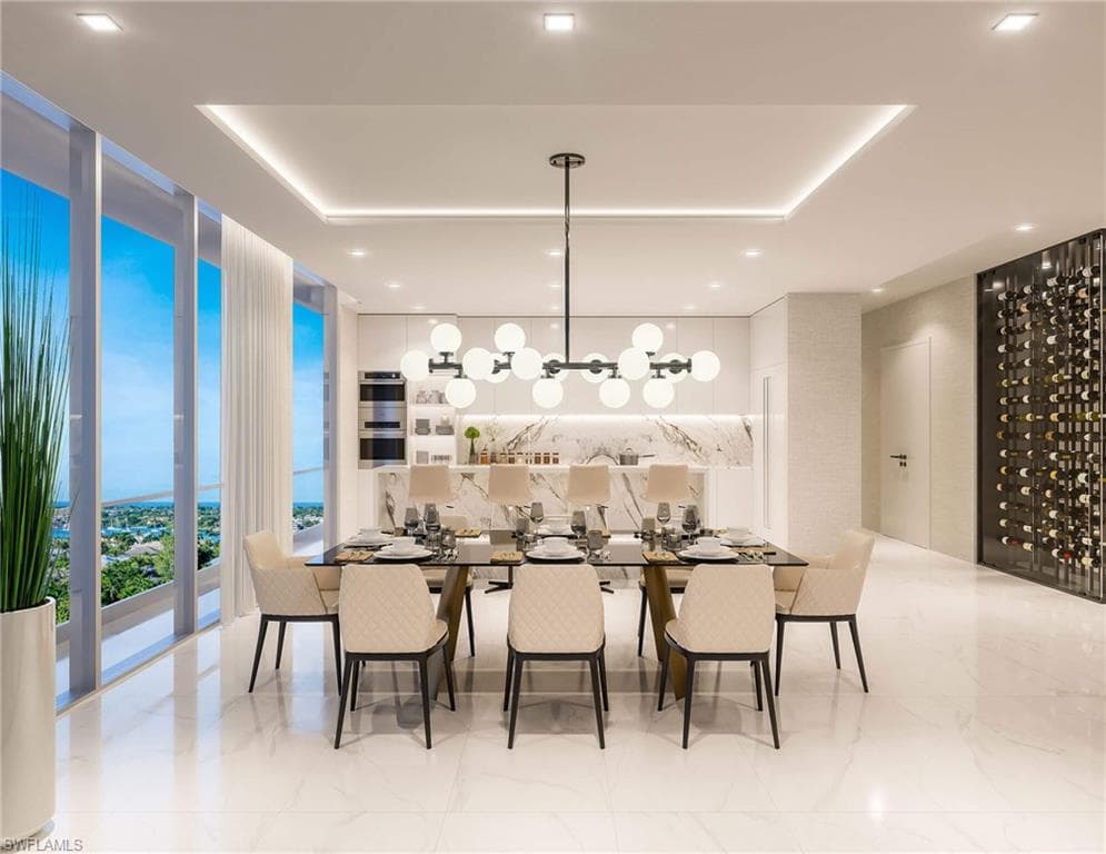 1925 Metropolitan BLVD, NAPLES FL 34104-13