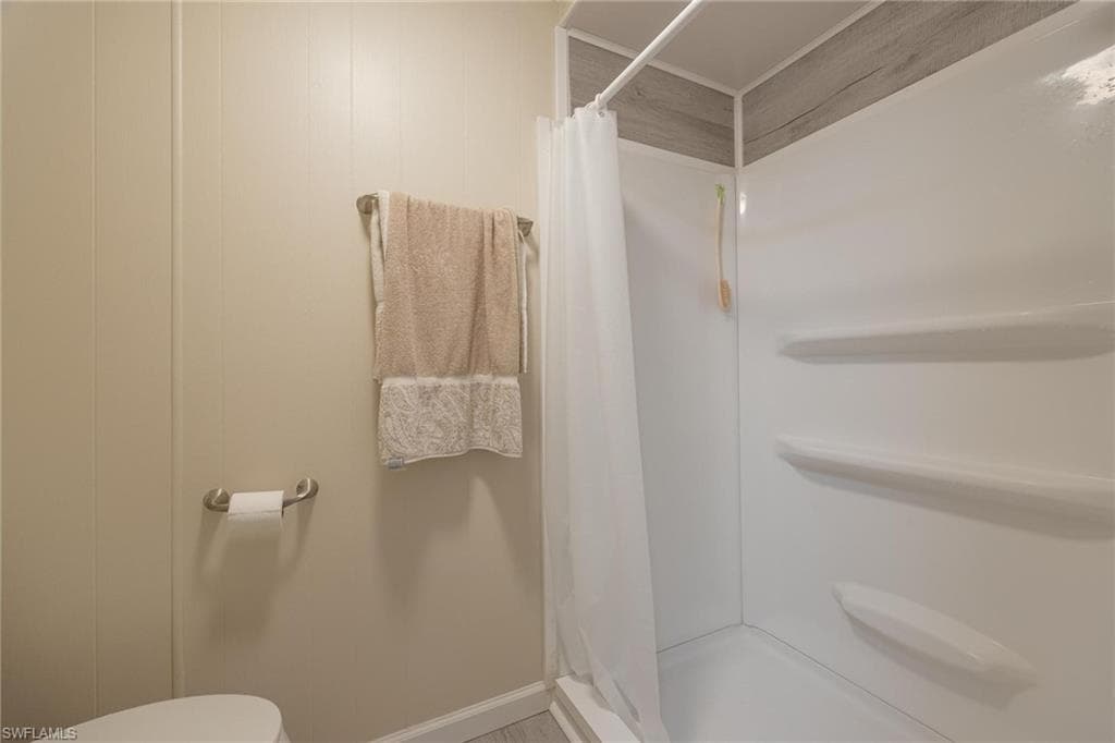 820 Peaceful DR, NORTH FORT MYERS FL 33917-26