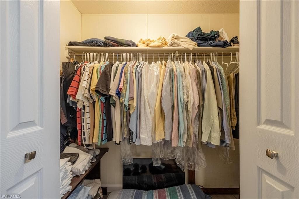 820 Peaceful DR, NORTH FORT MYERS FL 33917-27