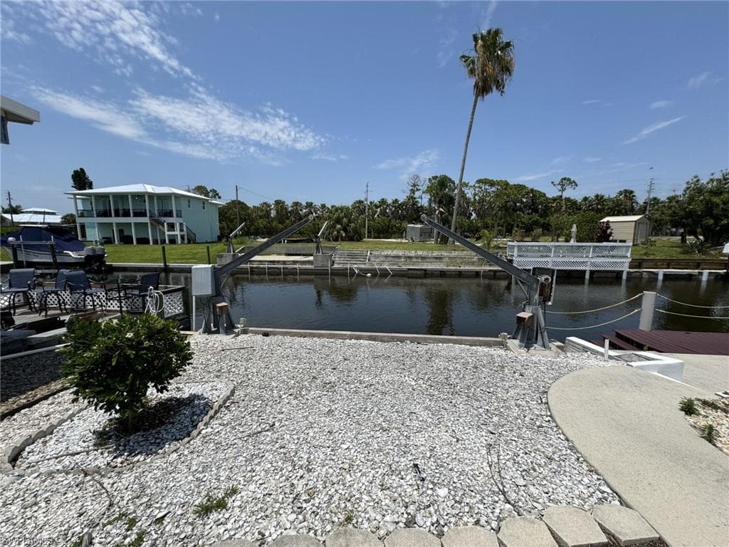 4696 Leilani LN, BONITA SPRINGS FL 34134-2