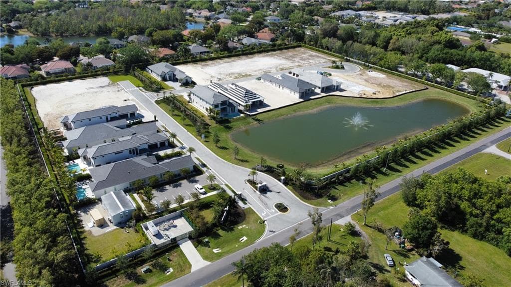 6708 Newport RD, NAPLES FL 34109-8