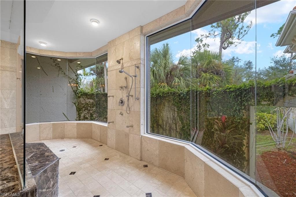 15401 Old Wedgewood CT, FORT MYERS FL 33908-21