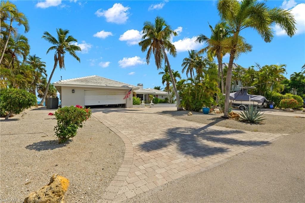 592 Lighthouse WAY, SANIBEL FL 33957-12