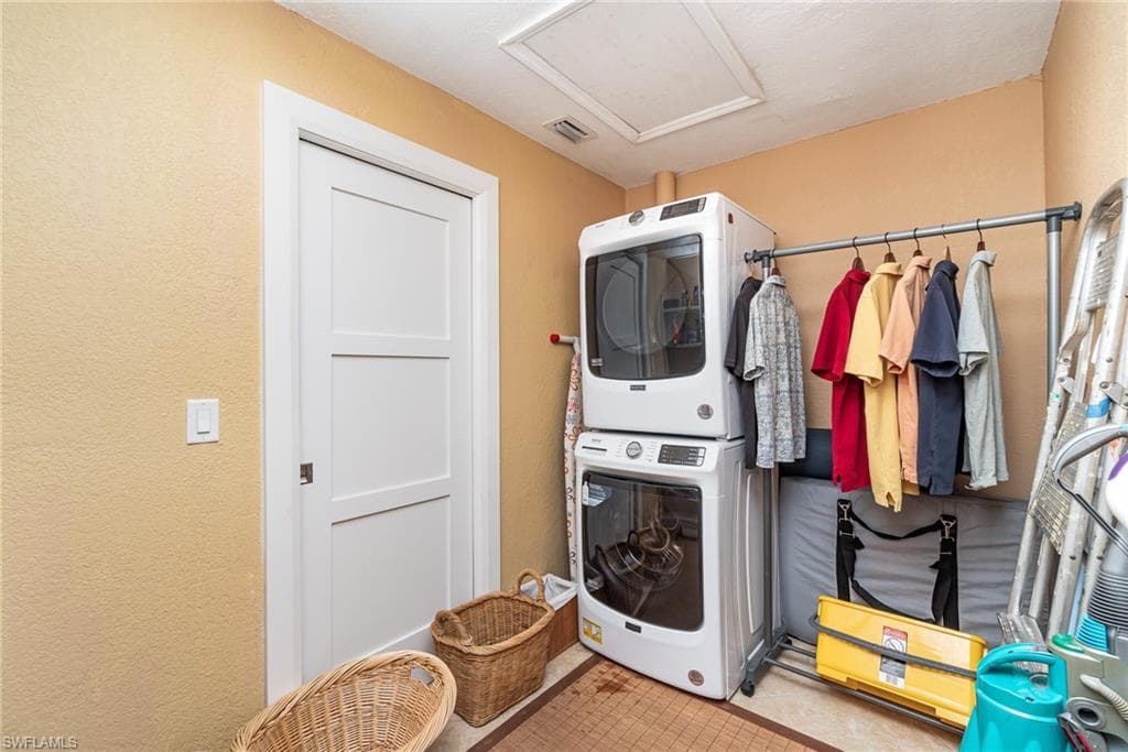 15854 Gleneagle CT, FORT MYERS FL 33908-31