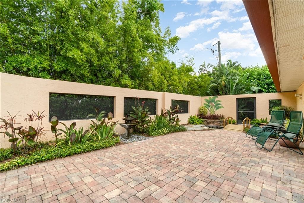 15854 Gleneagle CT, FORT MYERS FL 33908-37