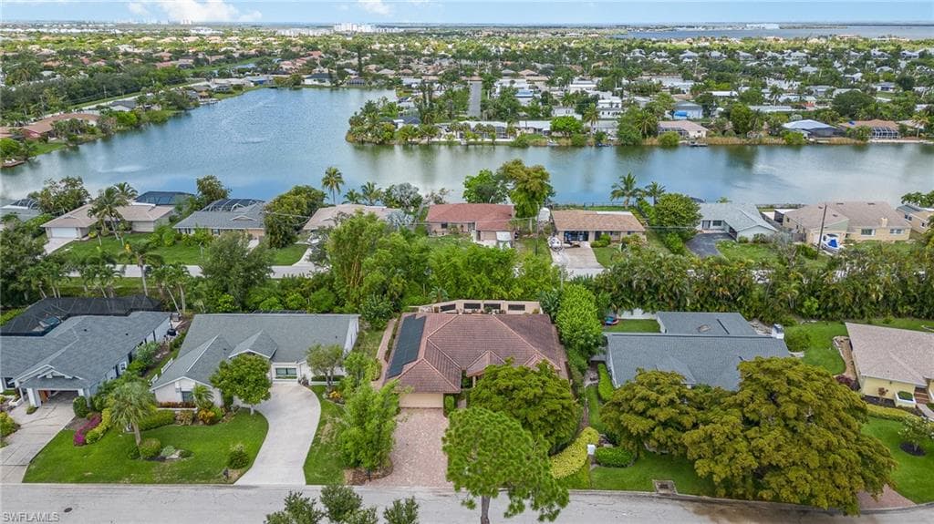 15854 Gleneagle CT, FORT MYERS FL 33908-43
