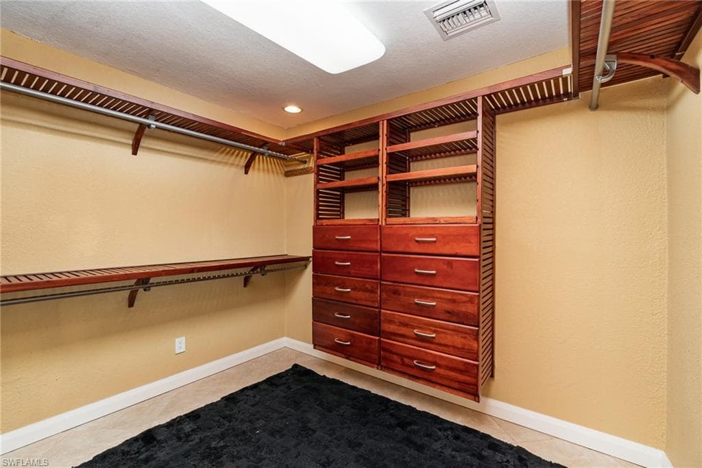 15854 Gleneagle CT, FORT MYERS FL 33908-30