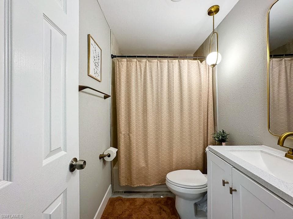 9 Knights Bridge RD # 30, NAPLES FL 34112-34