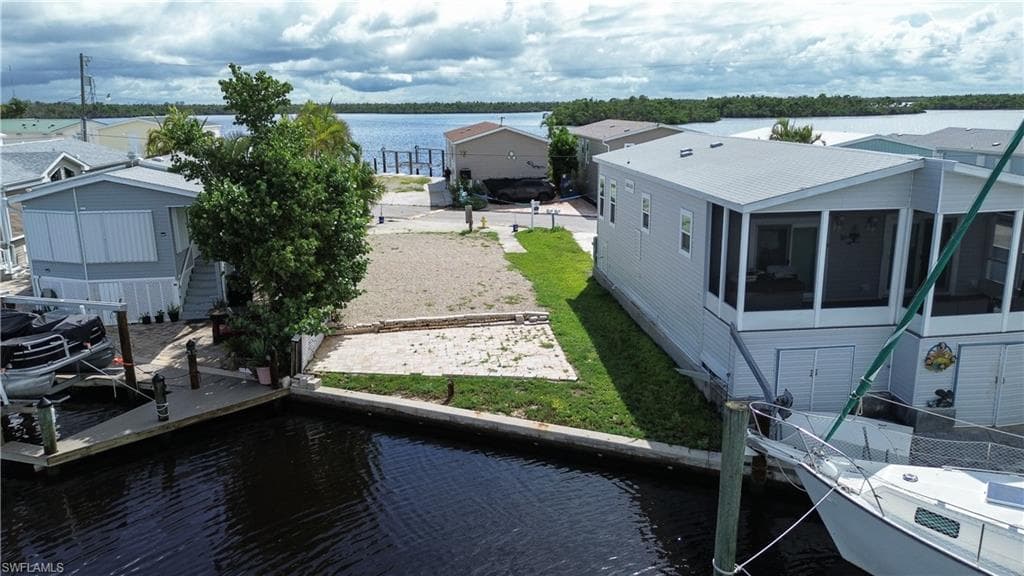 36 Emily LN-7