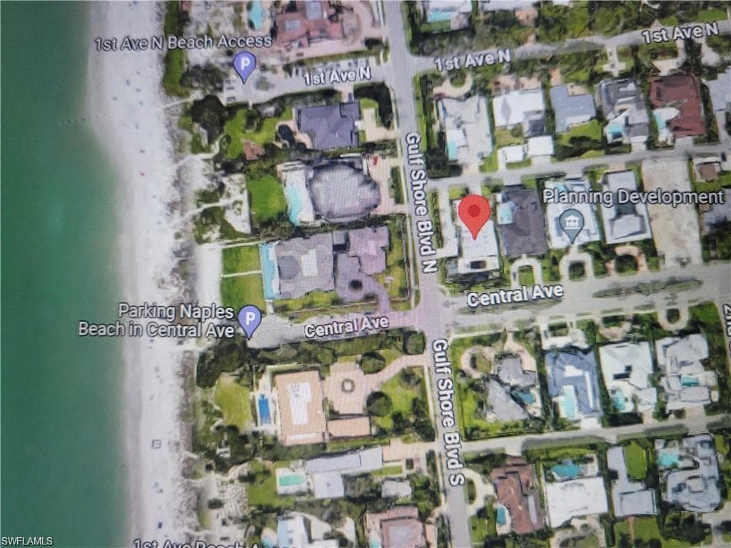 12 Gulf Shore BLVD N, NAPLES FL 34102-1