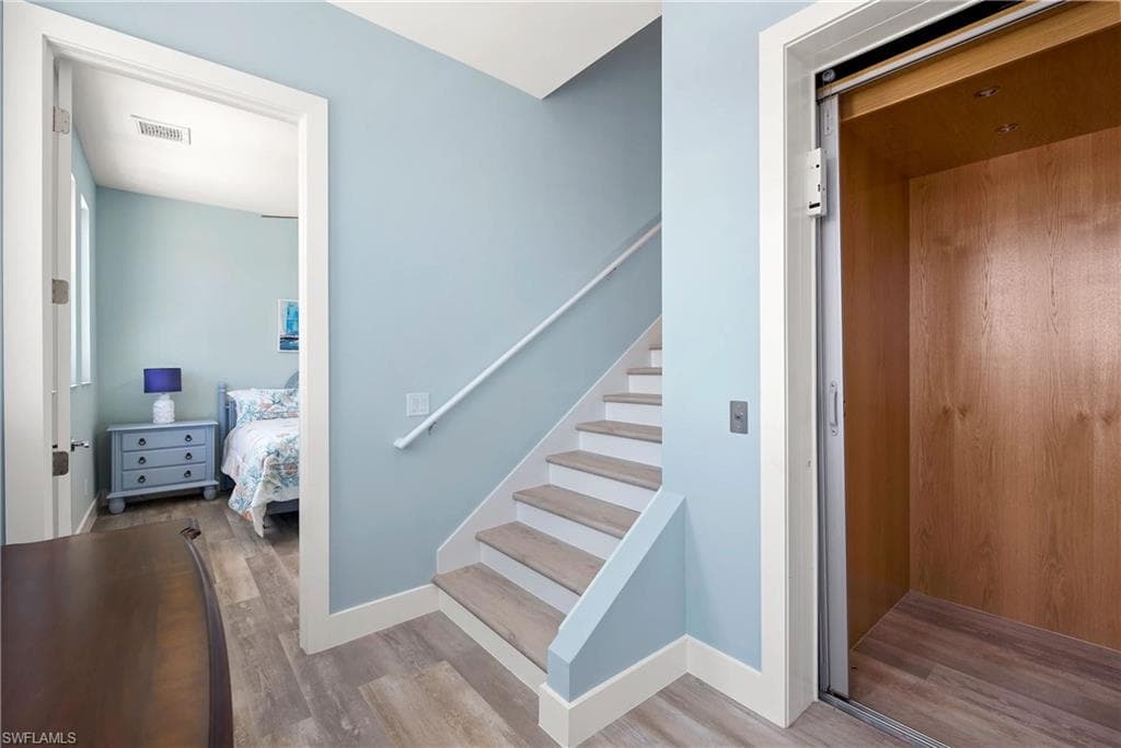 151 Chapel ST, FORT MYERS BEACH FL 33931-5