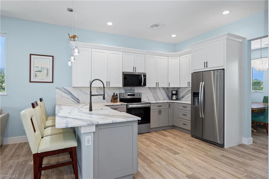 151 Chapel ST, FORT MYERS BEACH FL 33931-18