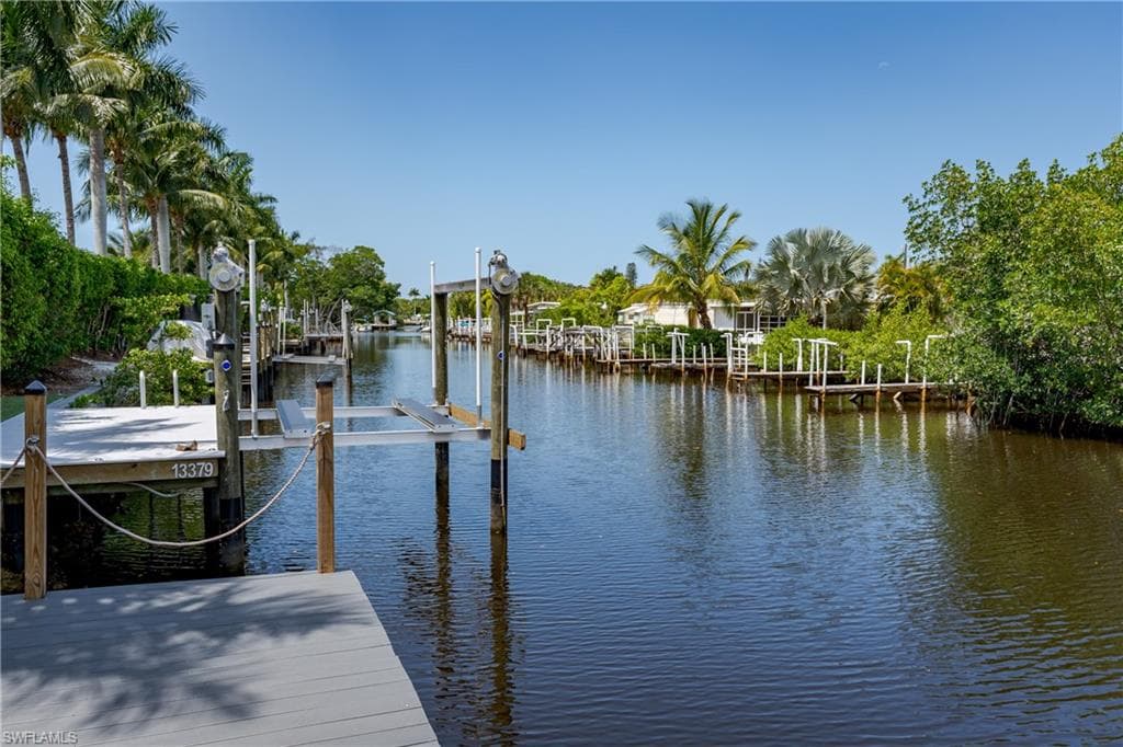 13375 Snook CIR, NAPLES FL 34114-1
