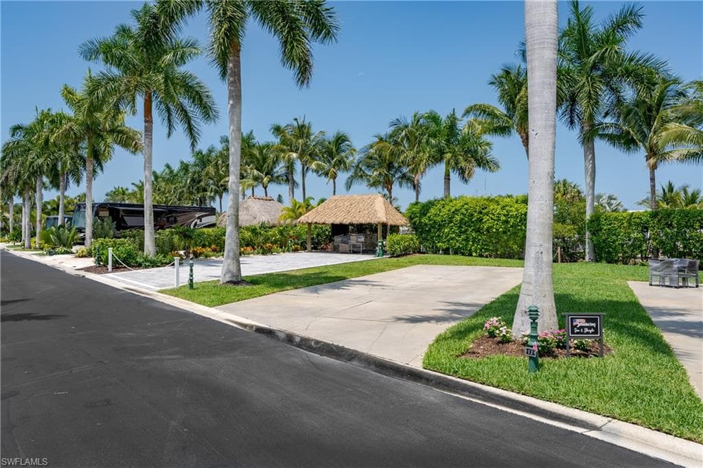 13375 Snook CIR, NAPLES FL 34114-15