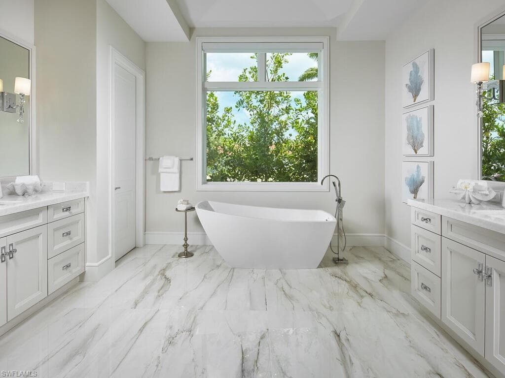 575 17th AVE S, NAPLES FL 34102-14