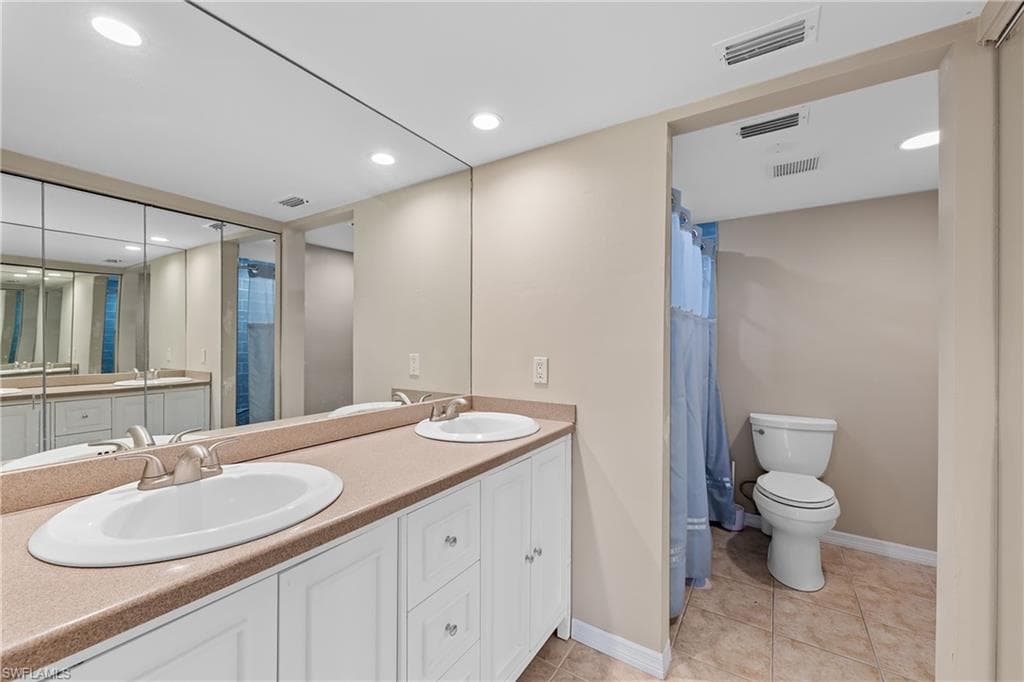 1051 Palm AVE # 114, NORTH FORT MYERS FL 33903-15