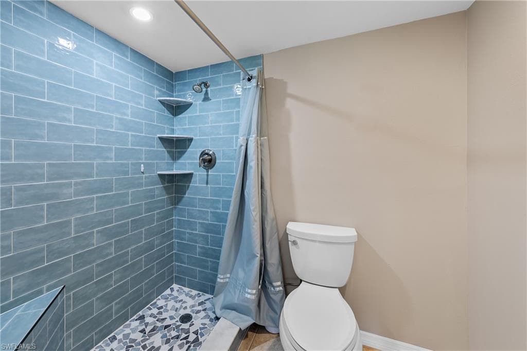1051 Palm AVE # 114, NORTH FORT MYERS FL 33903-14