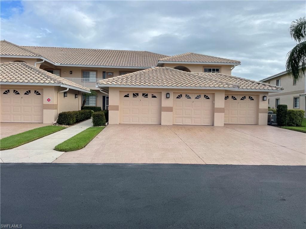 9061 Michael CIR 2-2