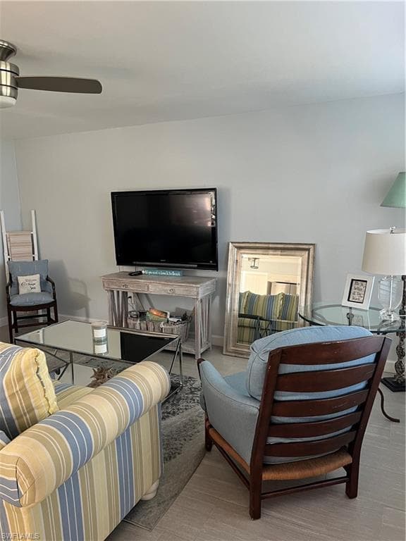 671 100th AVE N, NAPLES FL 34108-5