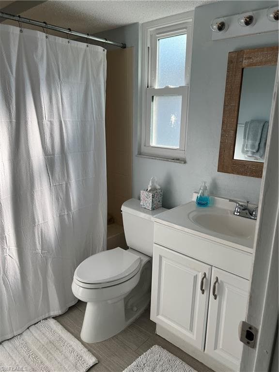 671 100th AVE N, NAPLES FL 34108-10