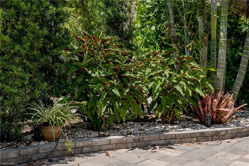 13573 Snapper LN, NAPLES FL 34114-14