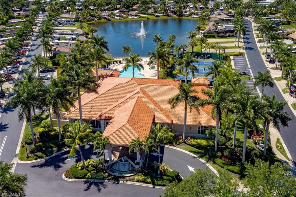 13573 Snapper LN, NAPLES FL 34114-43